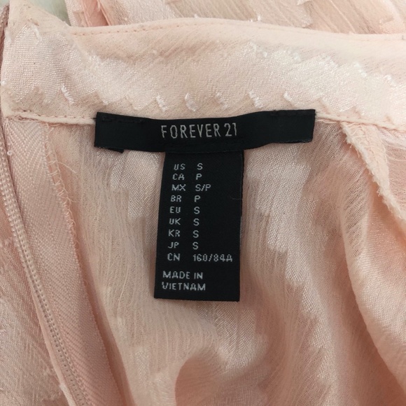 Beautiful Pink Blouse - Picture 3 of 5